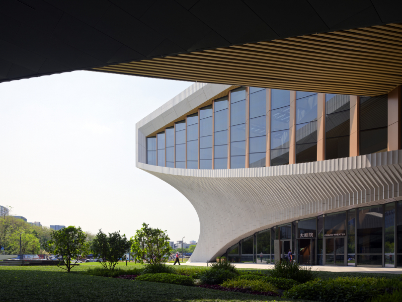 Выставочный центр ZHA's Songshan Lake открывается в Дунгуане, Китай